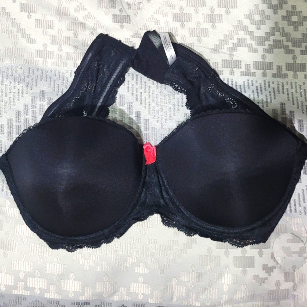 Adore Me Strapless Bra